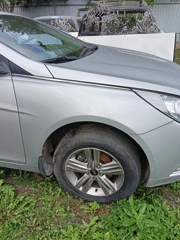 Переднє праве крило 663213S000 HYUNDAI