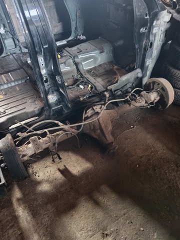 Міст задній D3003EB062 NISSAN