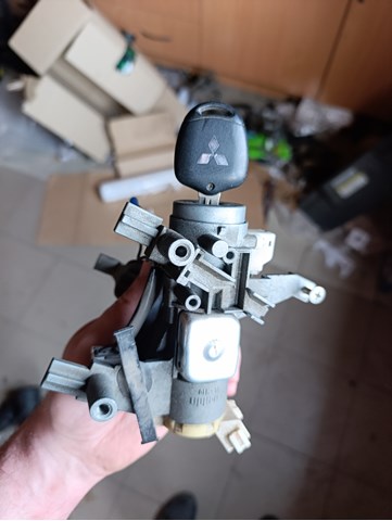 Замок запалювання MR992565 MITSUBISHI