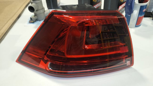 Ліхтар задній 5GM945095B VAG