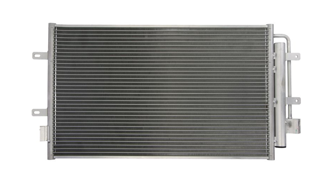 Конденсер AC826467 MAXGEAR