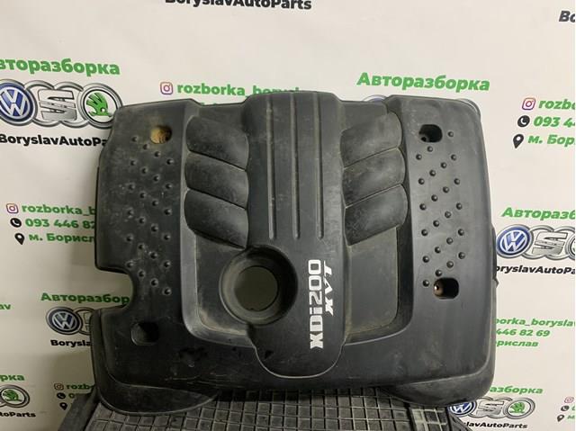 Кришка двигуна декоративна 6640100014 SSANG YONG