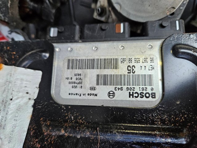 Комп'ютер двигуна 0261206943 PEUGEOT