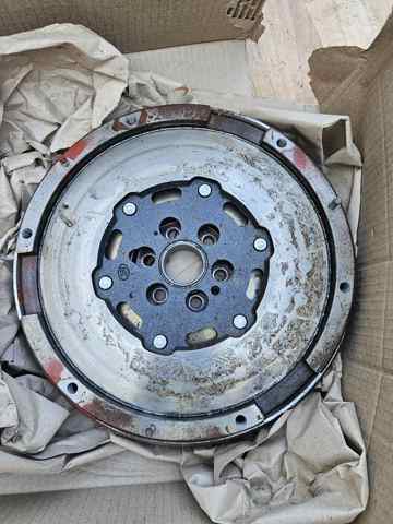 Демпферний маховик 0532W4 PEUGEOT
