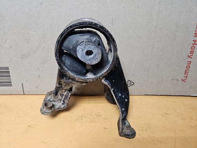 Задня подушка двигуна 123710R040 TOYOTA
