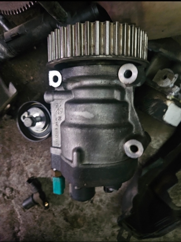 Насос паливний високого тиску (ПНВТ) - DIESEL 167002321R RENAULT