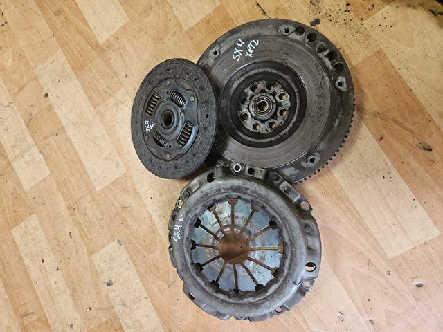 Корзина диска зчеплення 2210055L01 SUZUKI