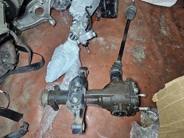 Піввісь задня 28421AL01A SUBARU