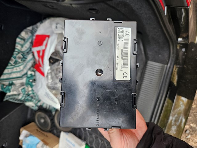 Блок комфорту 284B2EM01E NISSAN