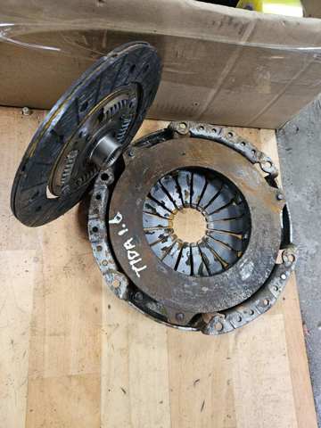 Диск зчеплення 30100ED800 NISSAN