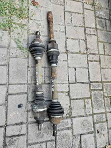 Привід передній лівий 3272YW PEUGEOT