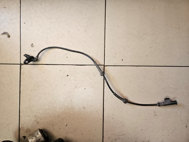 Датчик ABS задній правий 47900AX600 NISSAN