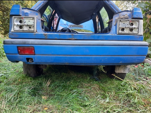 Бампер задній 6001545920 RENAULT
