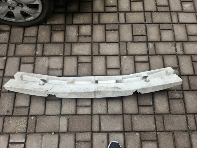 Абсорбер бампера переднього 62090CG000 NISSAN