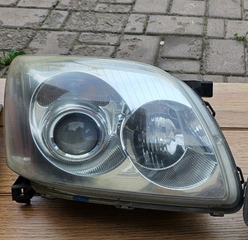 Фара комбінована, передня 8113005194 TOYOTA