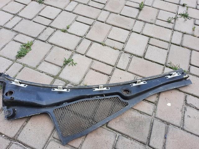 Водостік лобового скла, жабо 8200002154 RENAULT