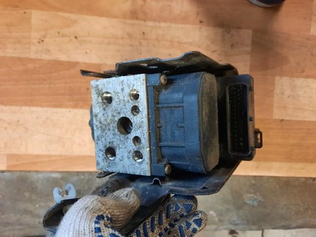 Блок керування АБС (ABS) 8200085584 RENAULT