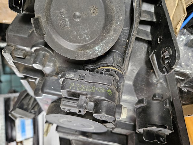 Моторчик коректора фари, можливий самовивіз 8200402521