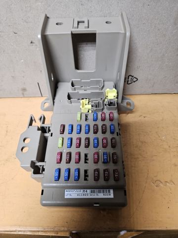 Коробка запобіжників 82201FJ110 SUBARU