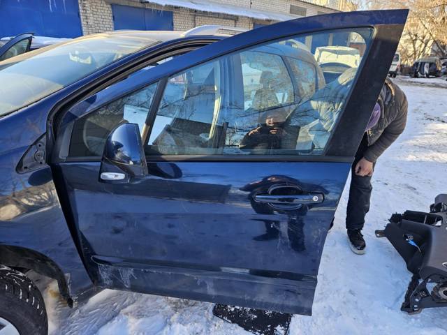 Дверь передня ліва 9002AW PEUGEOT