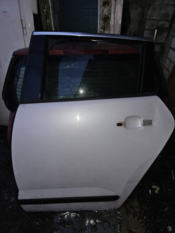 Двері задні, ліві 9006Q1 PEUGEOT