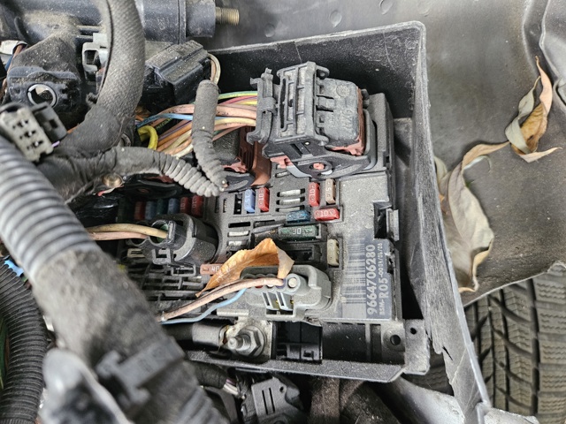 Реле запобіжників 9664706280 PEUGEOT