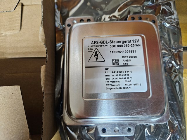 Реле управління ксеноном / біксенон A2129007804 MERCEDES