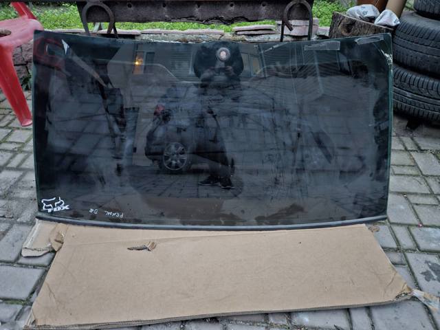 Скло двері задка CQB500052 LAND ROVER