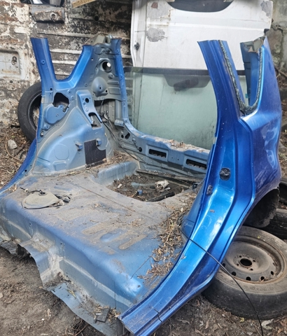 Панель багажного відсіку G9100BH0MA NISSAN
