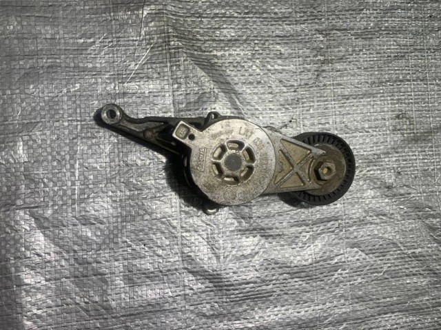 Натягувач приводного ременя Skoda SuperB 2