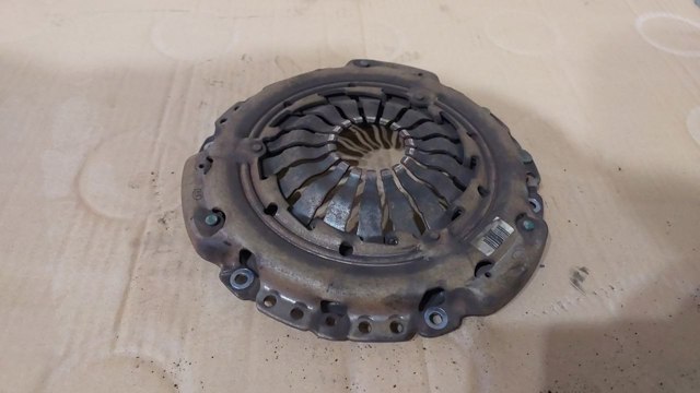 Диск зчеплення ведений 8200335084 RENAULT