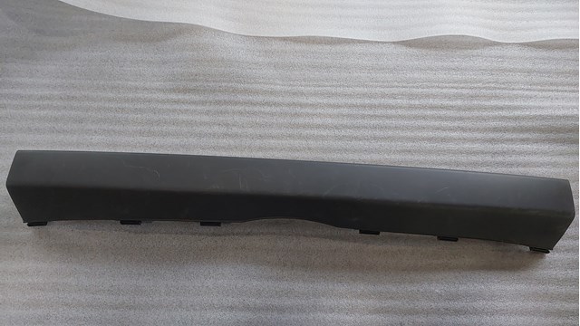 Бампер задній середня частина без підножки а9068800171 2006+ 906 мерседес спрінтер А9068800171