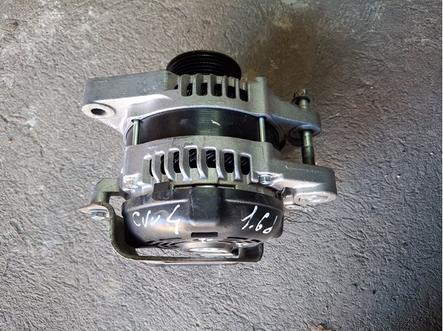 Генератор автомобільний 31100RSXG01 HONDA
