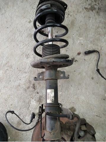 Амортизатор передній 543020017R RENAULT