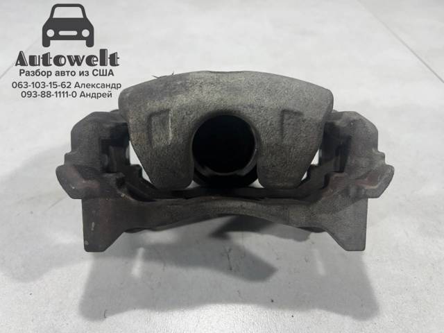 Супорт гальмівний, передній, правий 410013TA0A NISSAN