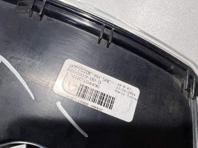 Задній правий зовнішній ліхтар 600591900C TESLA