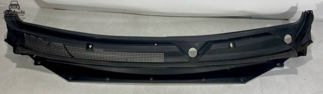 Водостік лобового скла, жабо 668629NA0A NISSAN