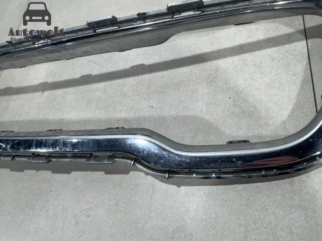 Накладка (рамка) решітки радіатора 68203230AB CHRYSLER