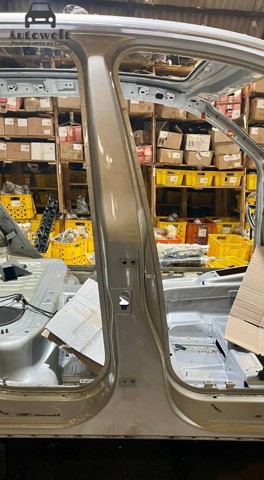 Панель кузова права 8R0809840A VAG