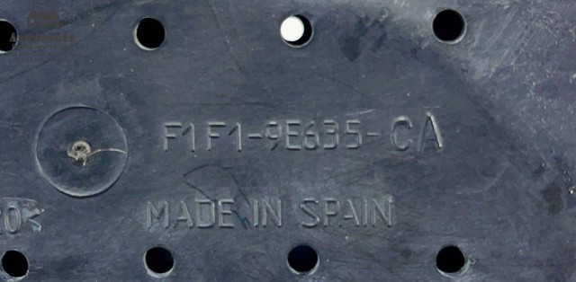 Повітрозабірник повітряного фільтра F1FZ9A624B FORD