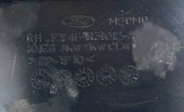Облицювання багажного відсіку, праве FT4Z5831012AA FORD