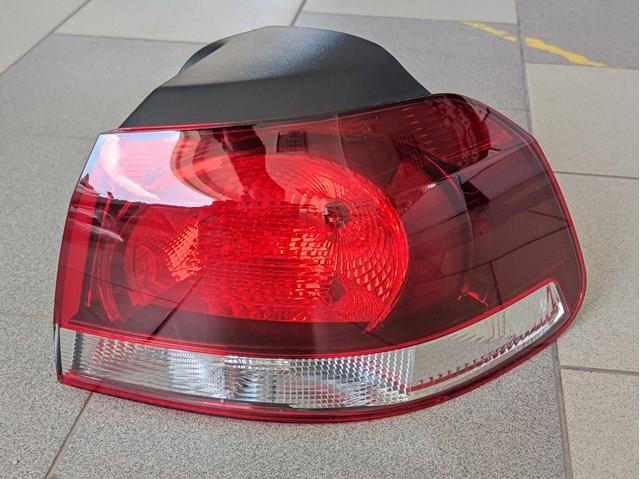 Задній правий зовнішній ліхтар 2SD009922141 HELLA