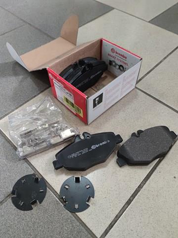 Тормозні колодки P50049 BREMBO