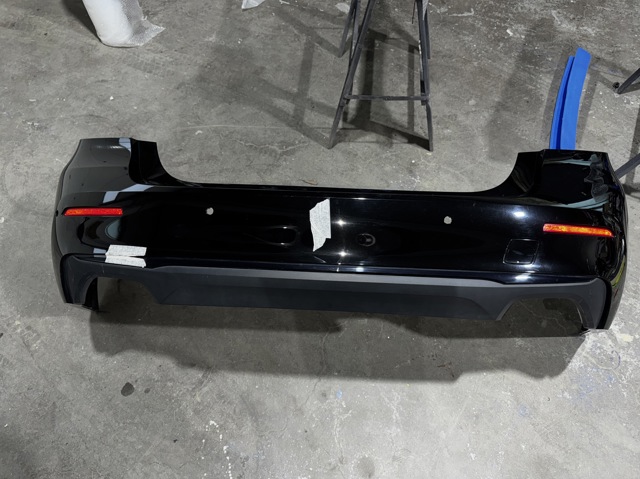 Бампер задній 51129852175 BMW