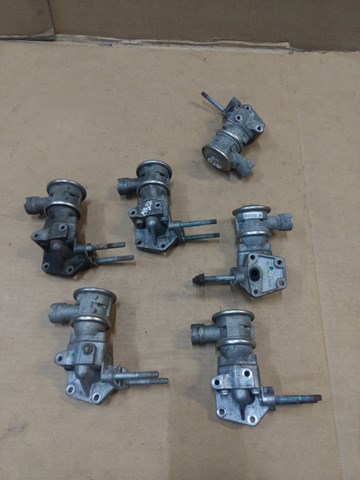 Клапан подачі вторинного повітря 06A131351F VAG