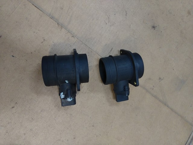 Витратомір повітря 06A906461 VAG