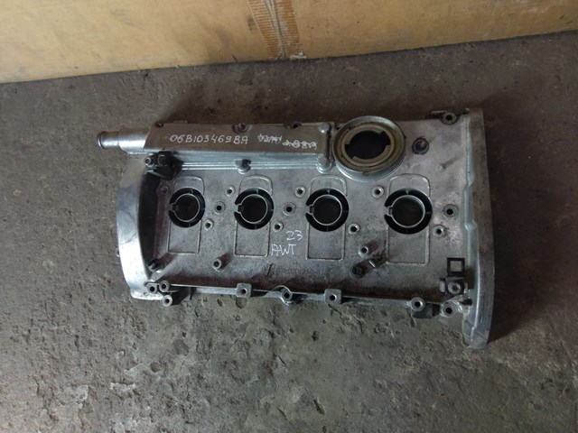 Кришка клапанна 06B103469BA VAG