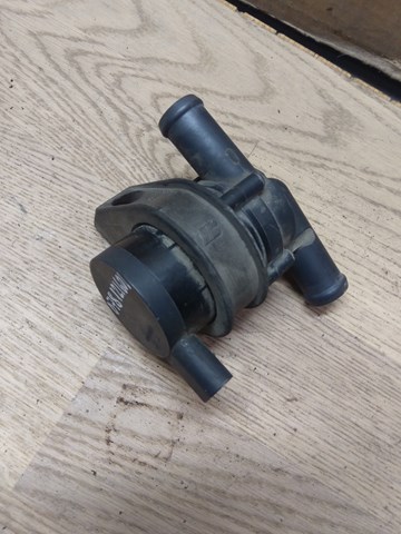 Помпа водяна, (насос) охолодження, додатковий електричний 078121601 VAG