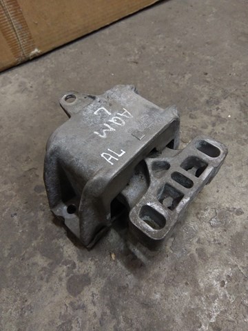 Подушка КПП Шкода Октавія TOUR I A4