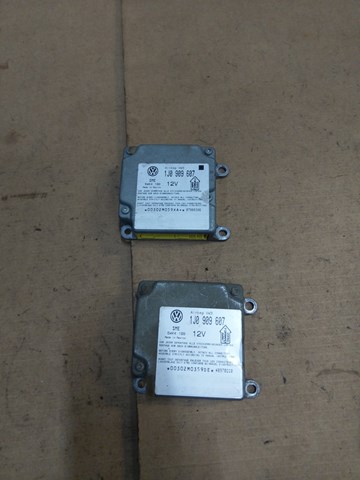 Модуль-процесор управління подушки безпеки 1J0909607 VAG